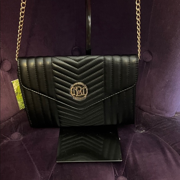 Badgley Mischka Handbags - Black Quilted Chain Shoulder Bag